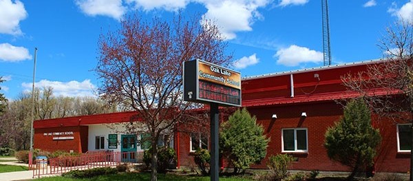 oak_lake_school